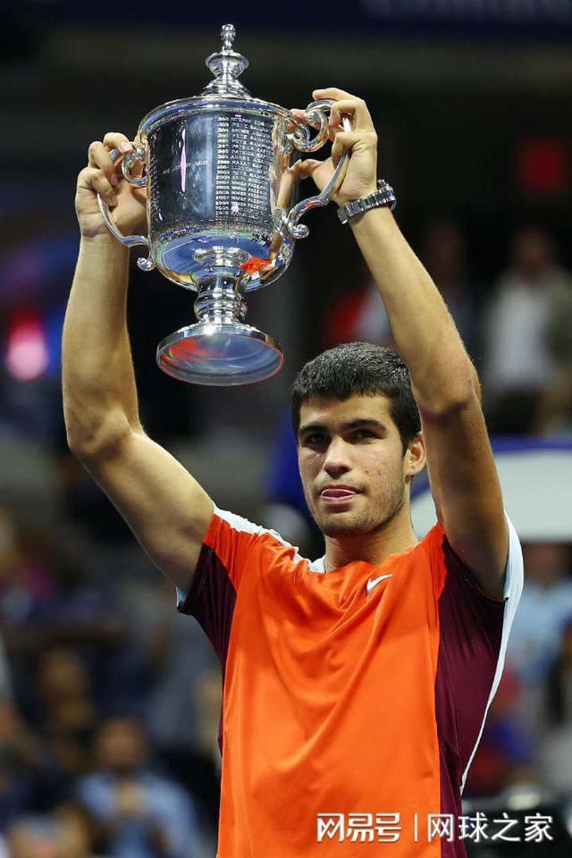 些球队的成 些球队的成