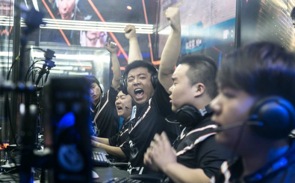 激情与荣誉 激情与荣誉