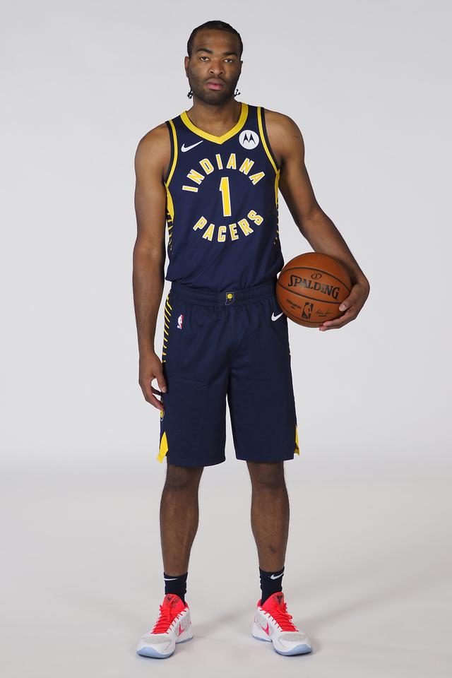 7085